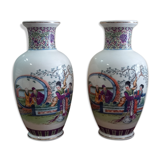 Pair of Chinese vase