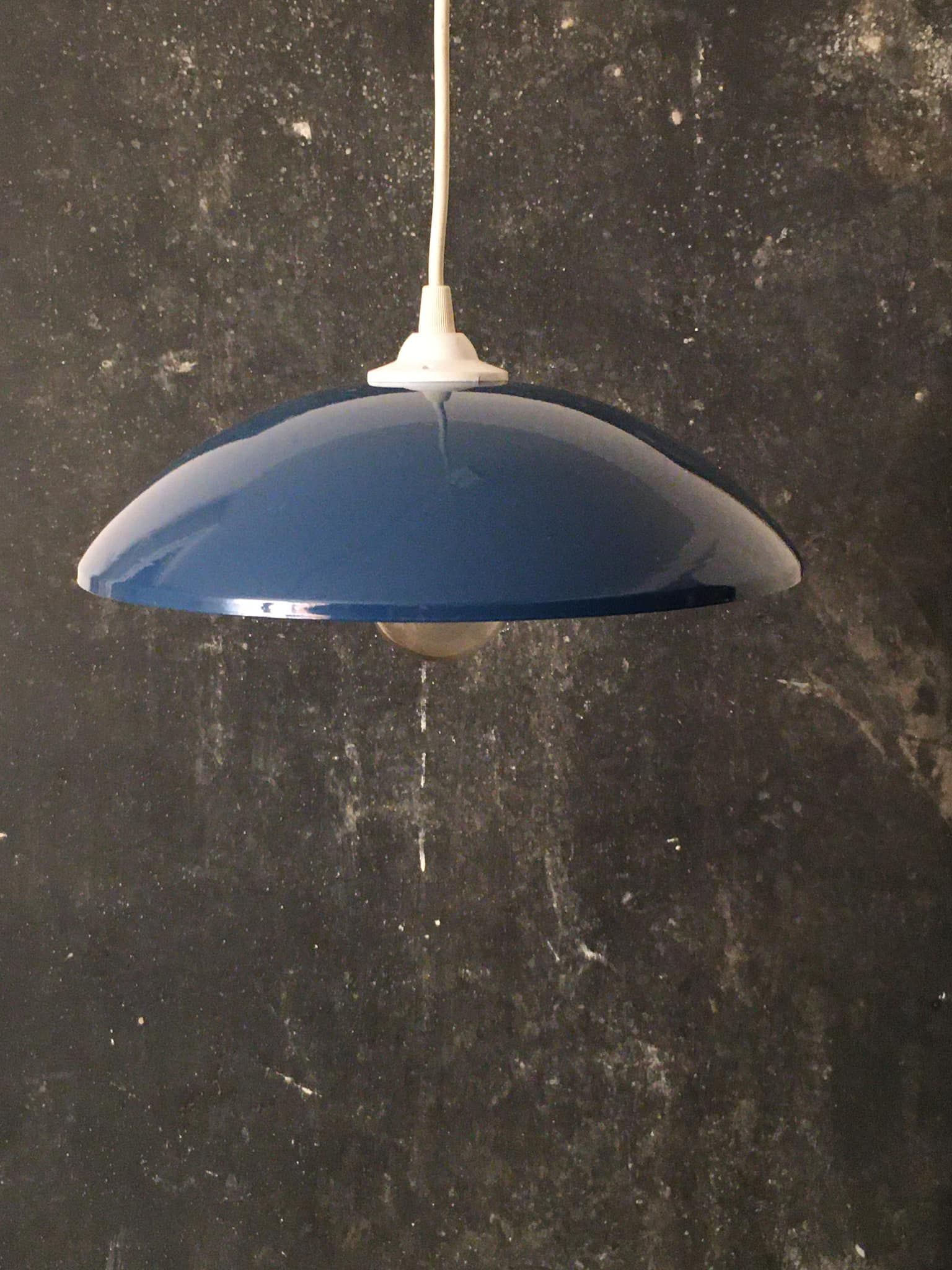 Suspension lamp with blue metal conical lampshade and white standard cord
