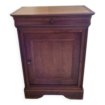 Wooden sideboard cabinet