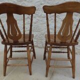 2 Western style chairs in their patinas - Very good condition