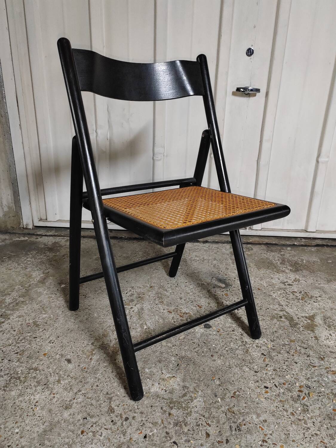 Chaise pliante cannée vintage