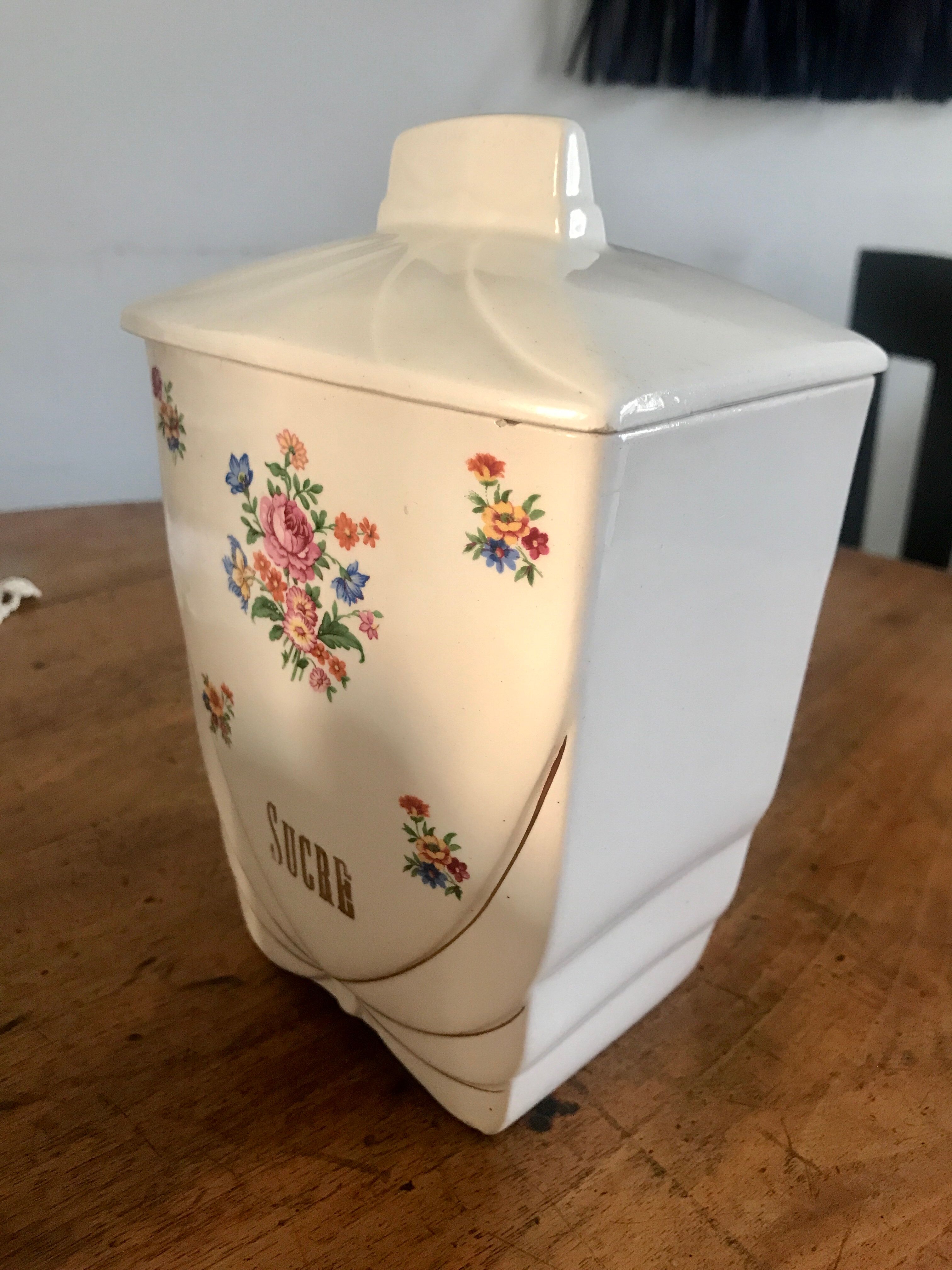 Pot "sucre" flowers and gilding