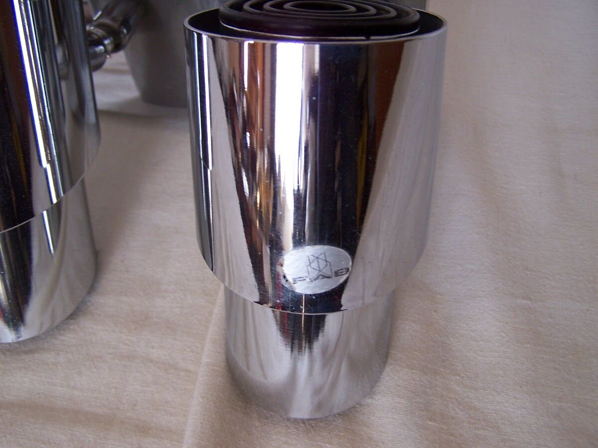 Pair of fab wall lights - 70