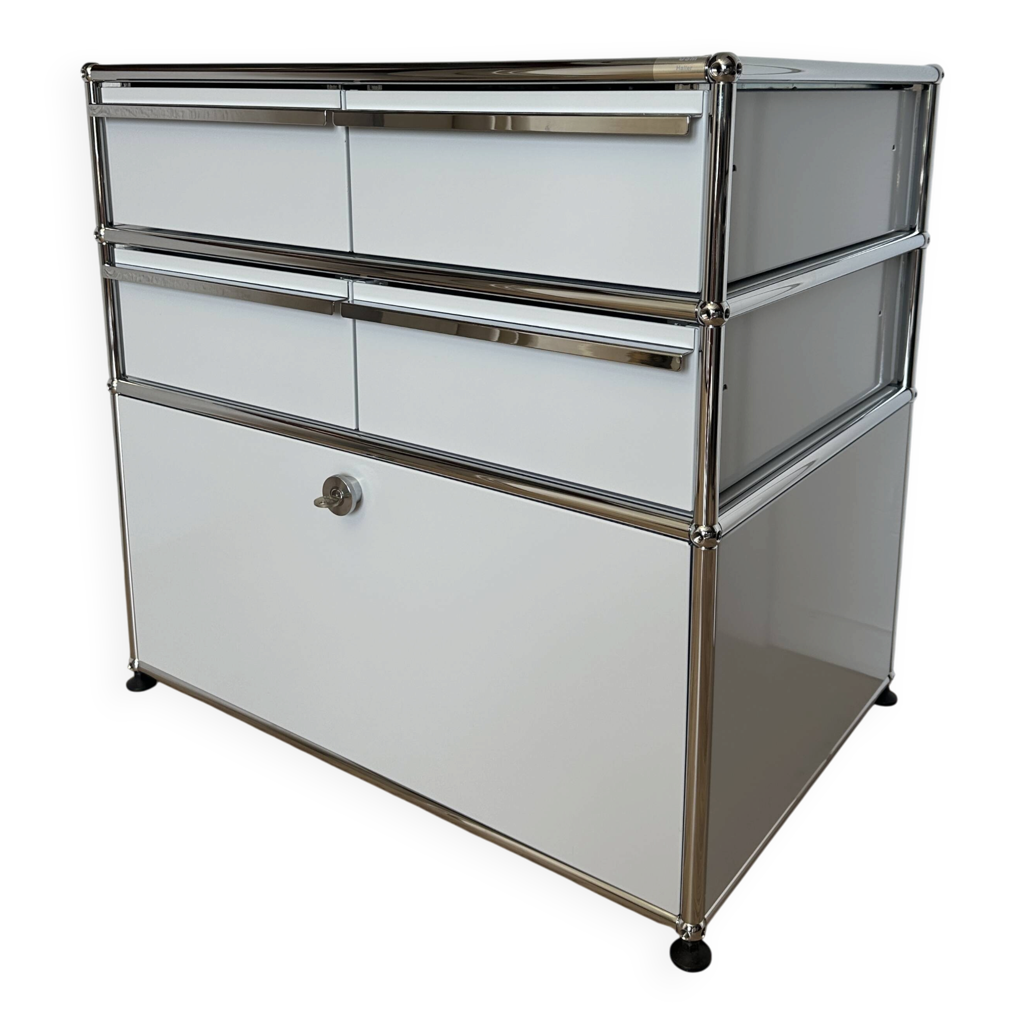 USM Haller Commode in Light Grey
