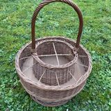 Wicker bottle holder