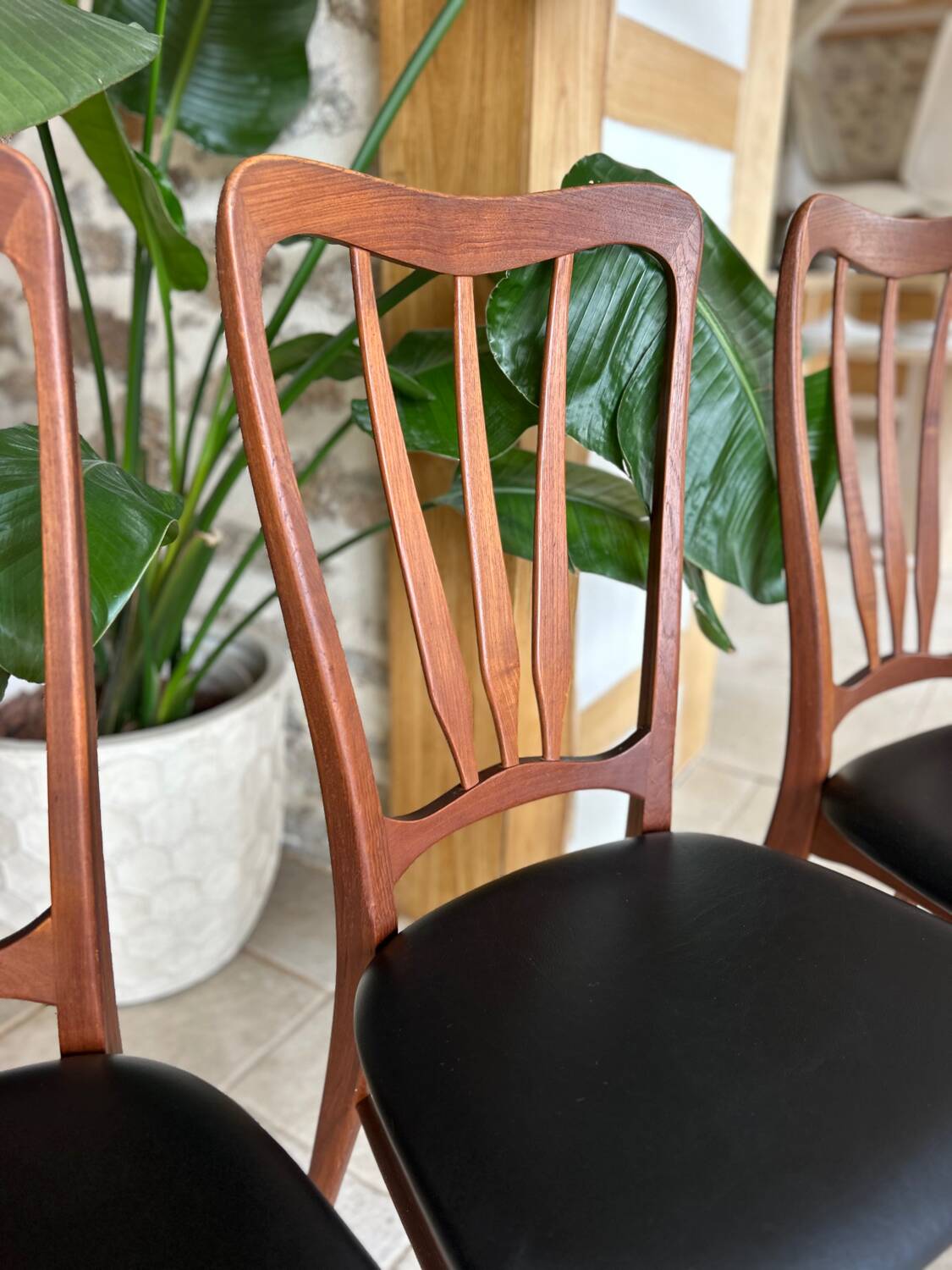 Scandinavian chairs “Ingrid” by Koefoeds Hornslet