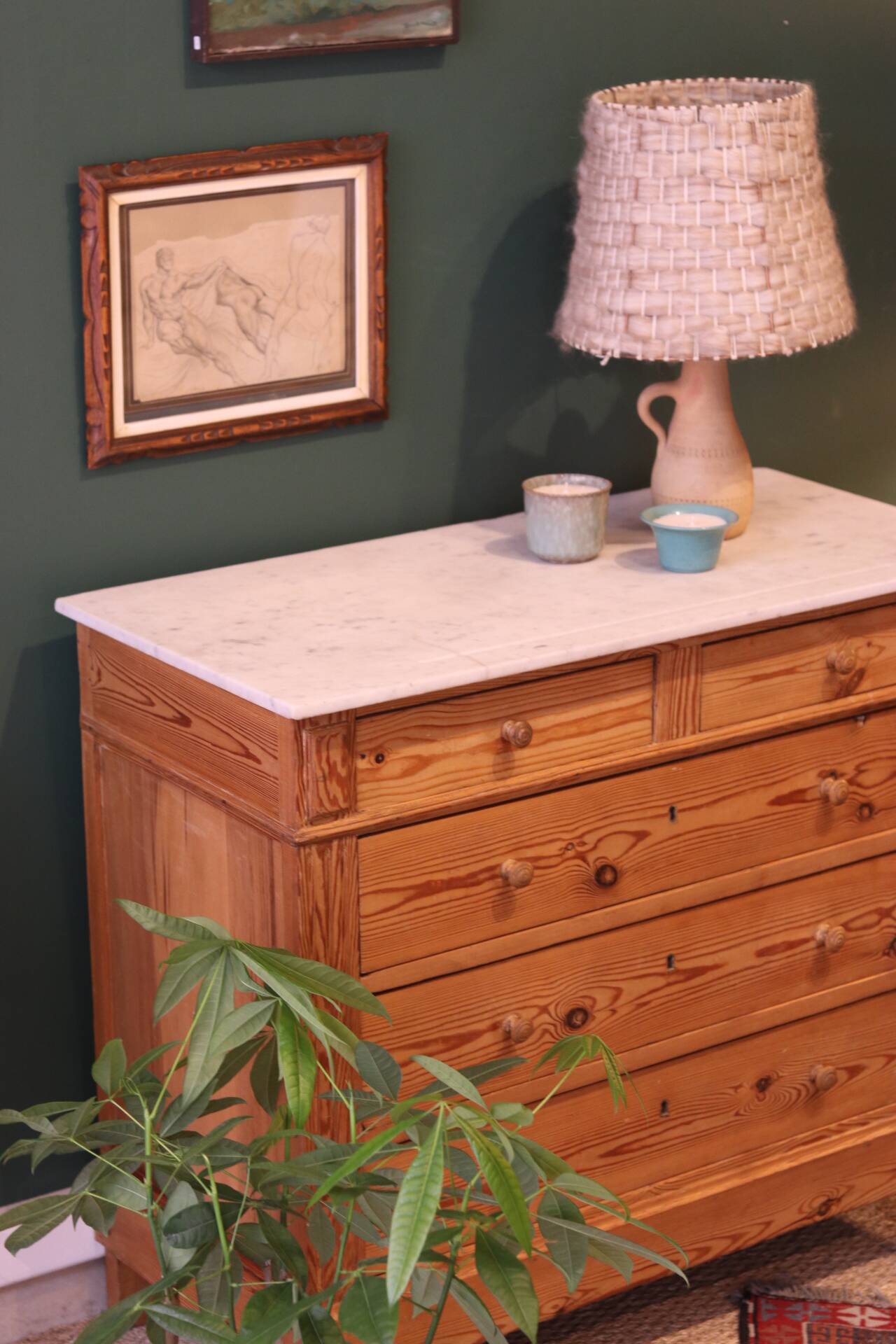 Antique chest of drawers in pitch pine, circa 1900