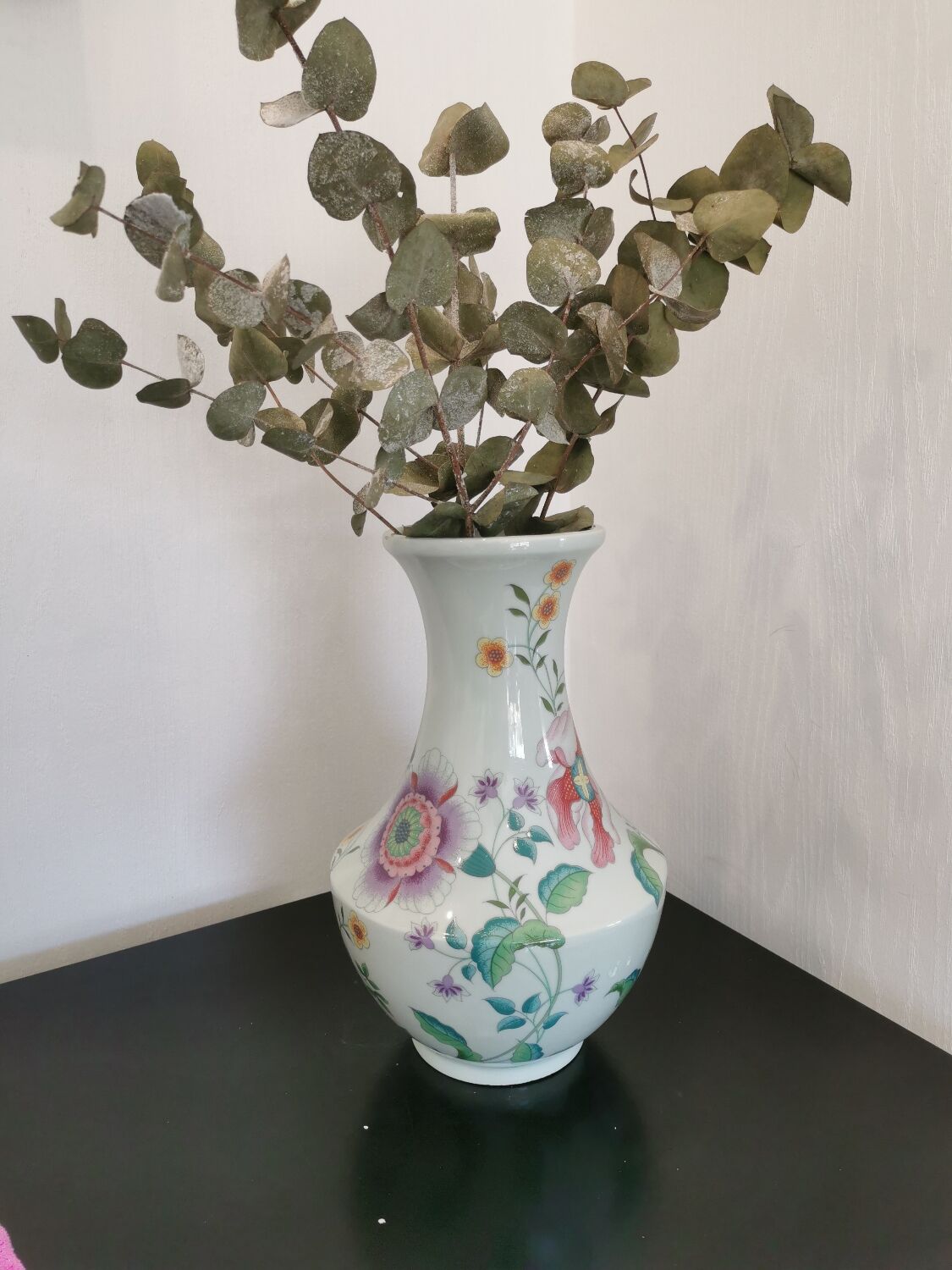 Flower vase, maison umeko decorations pierre frey