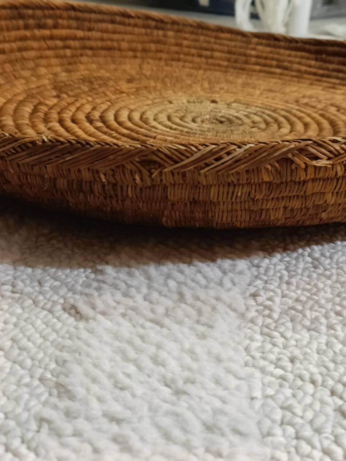Panier corbeille en osier tressé
