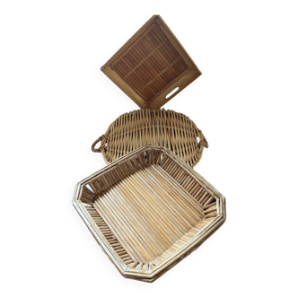 Set of 3 wicker and bamboo trays.