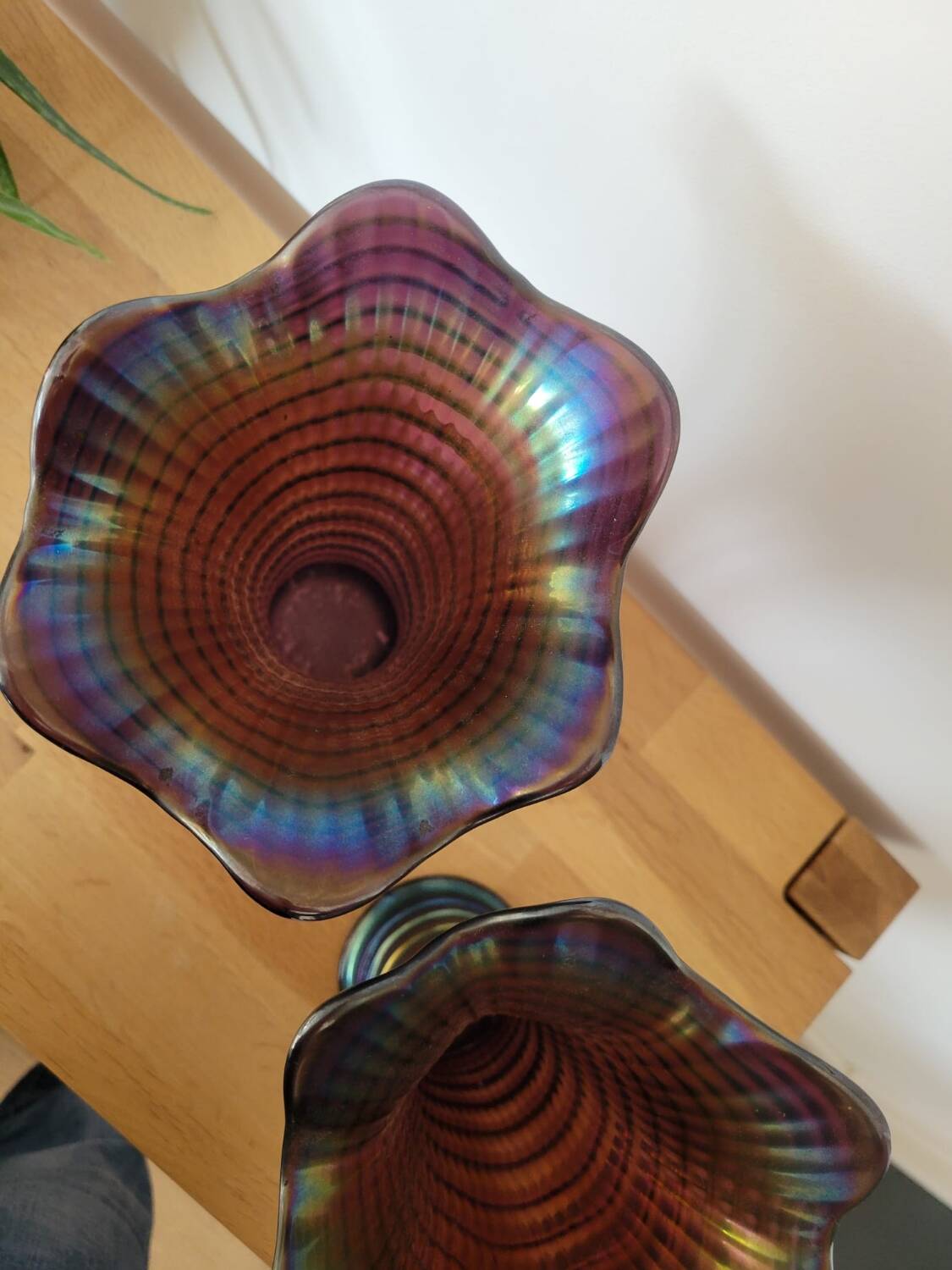 Pair of Imperial vases in iridescent glass