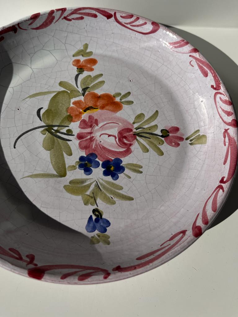 Sicilian plate pink hand-painted floral pattern