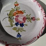 Sicilian plate pink hand-painted floral pattern