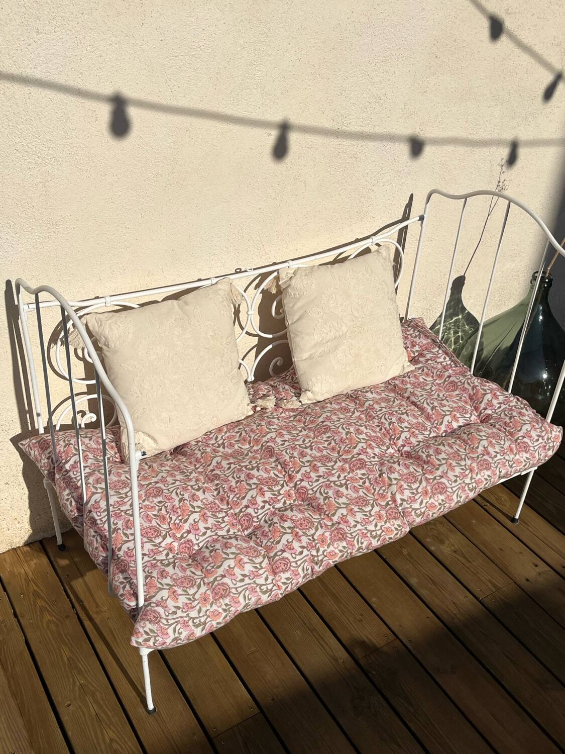 Banquette, lit en fer forgé