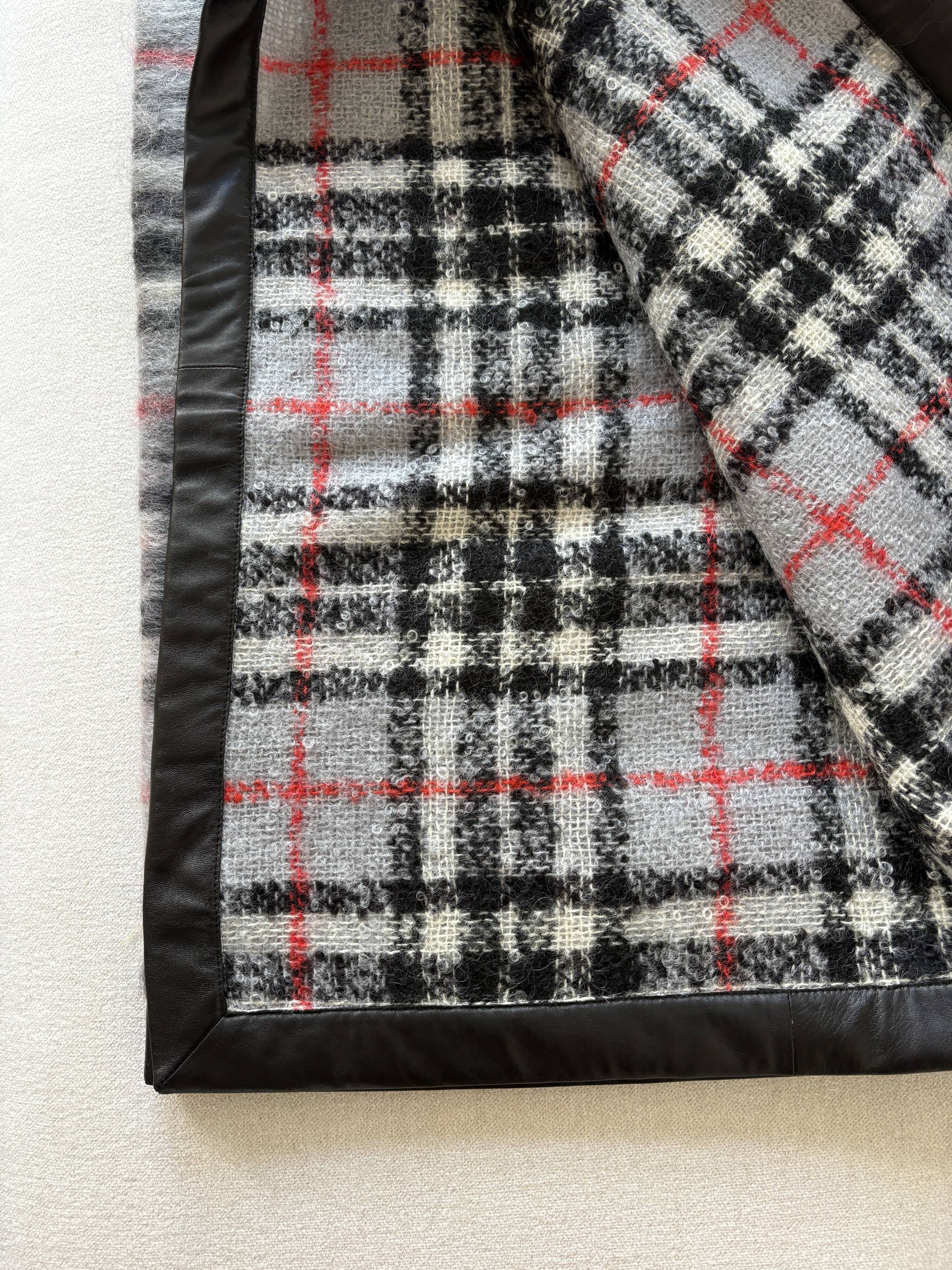 Prada Nouveau Plaid en Mohair