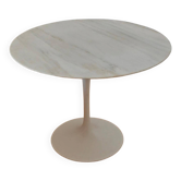 Tulip dining table with marble top by Eero Saarinen for Knoll International