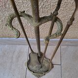 Fireplace accessories and its bronze support