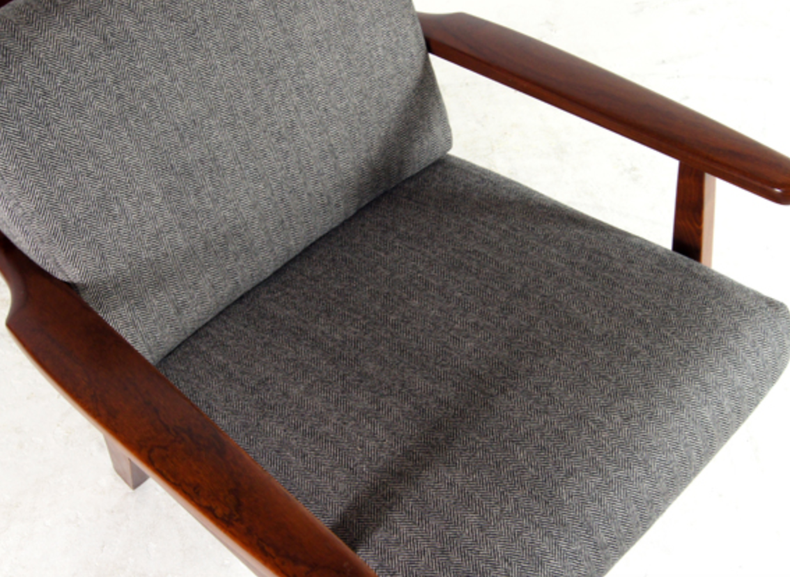 Vintage retro lounge chair in Danish teak wool