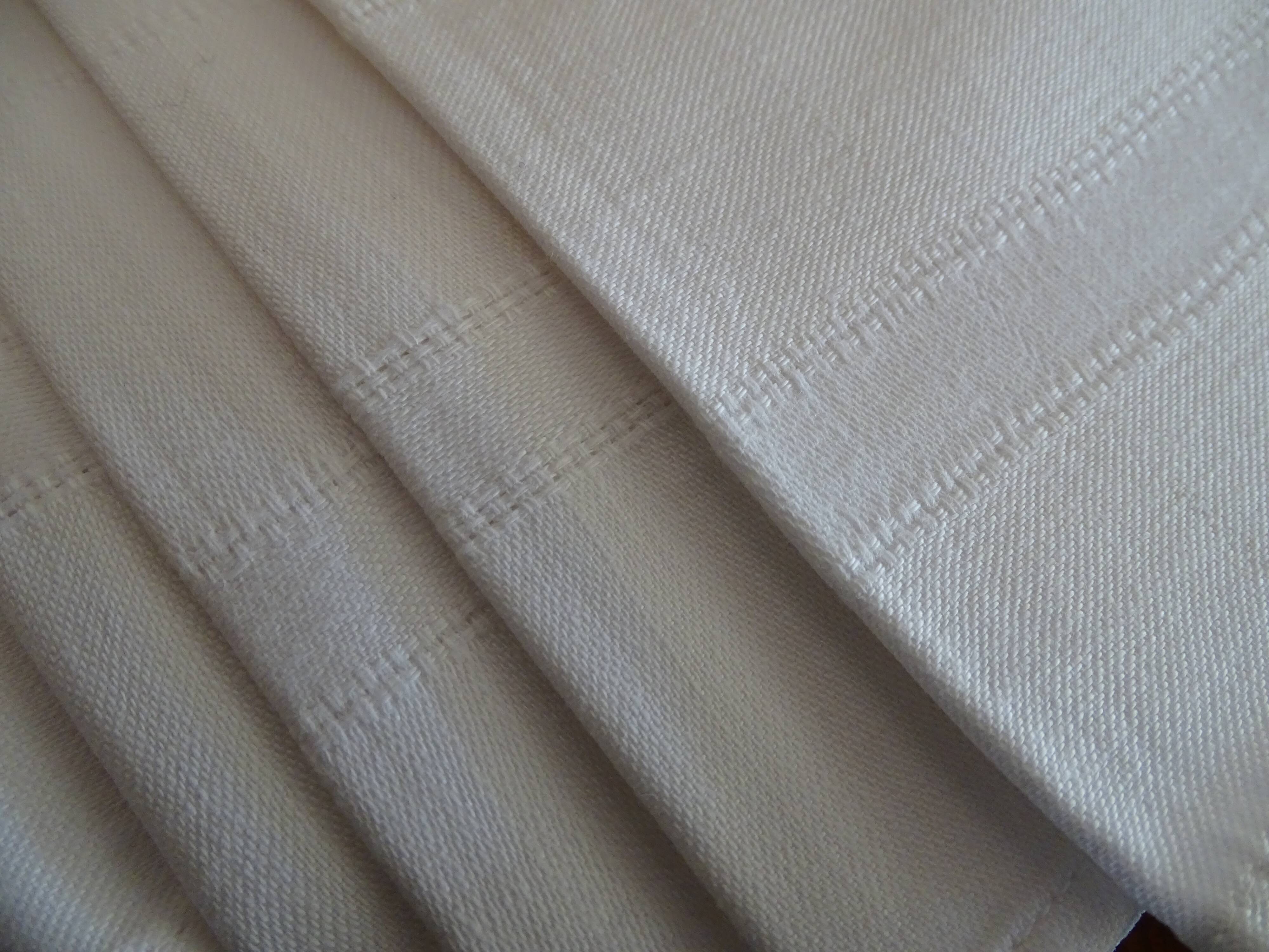 9 cotton napkins damask with flowers 48 x 48 cm