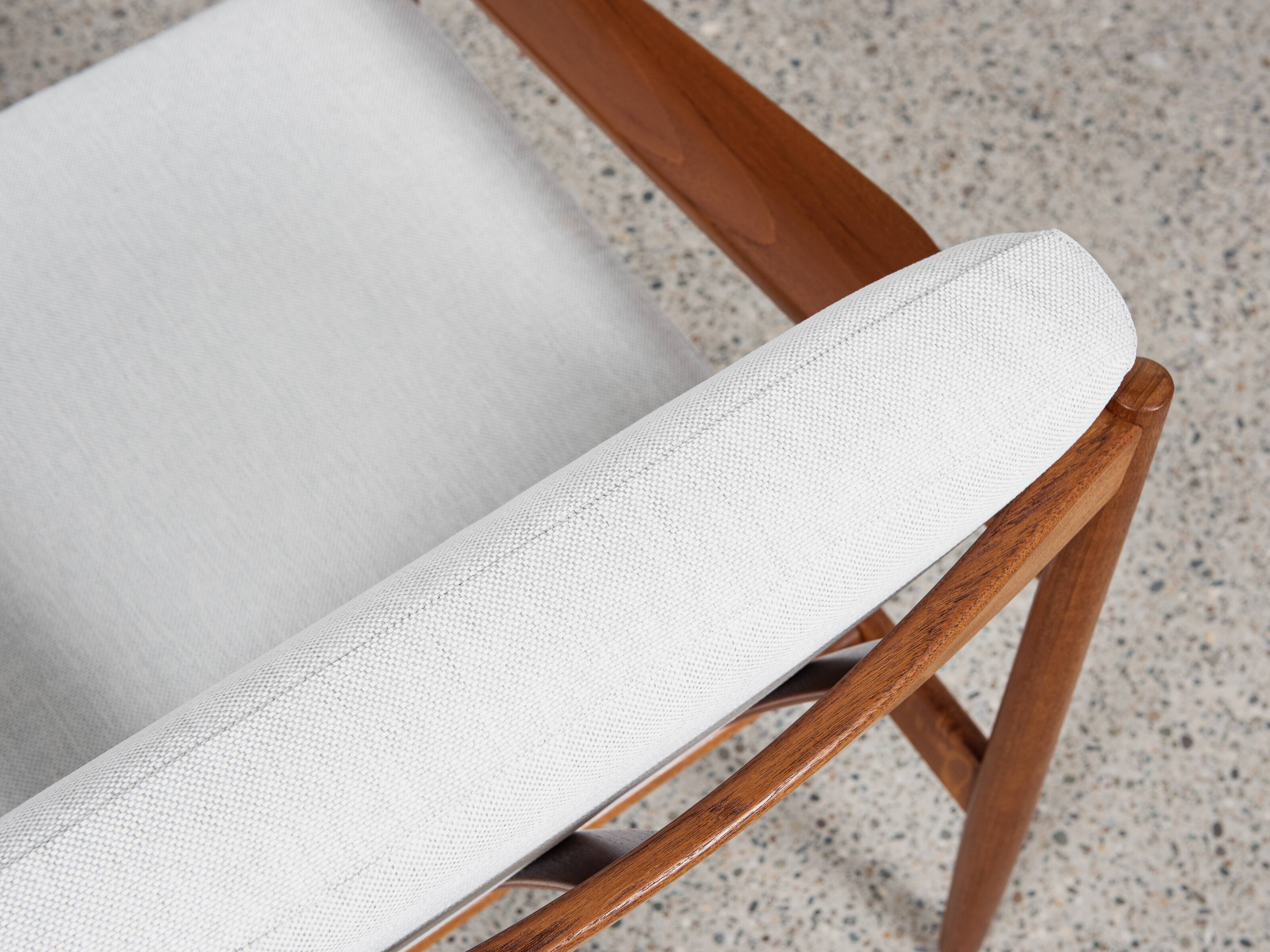 Midcentury Danish pair of easy chairs by Arne Vodder for Glostrup 1960s