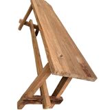 Solid and resistant bench / sofa