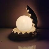 Huître de lampe de table en céramique de cru avec la perle, années quatre-vingt