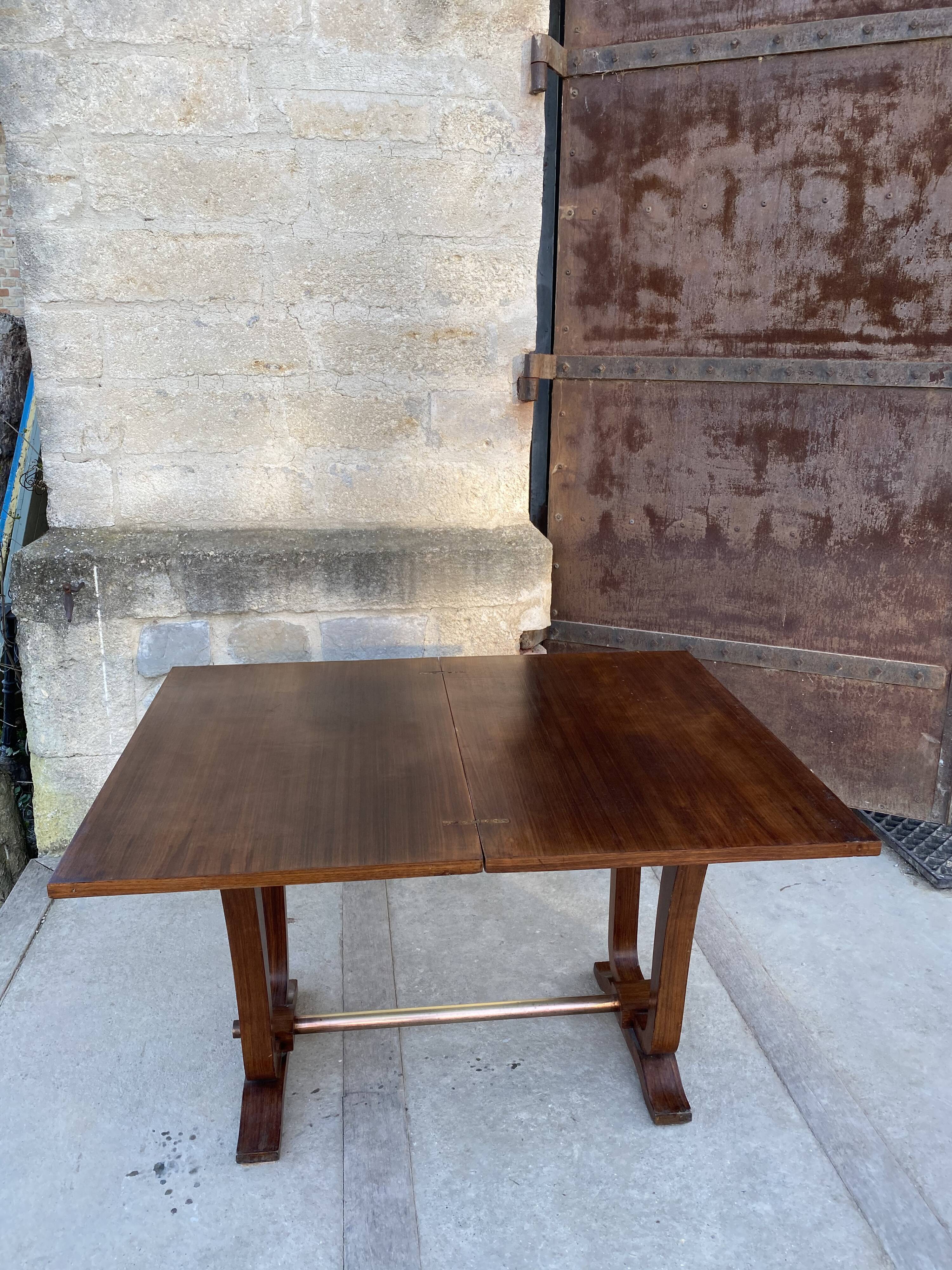 Art Deco wallet table