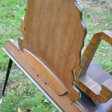 Child dressing table