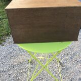 Furniture to lay or hang in oak