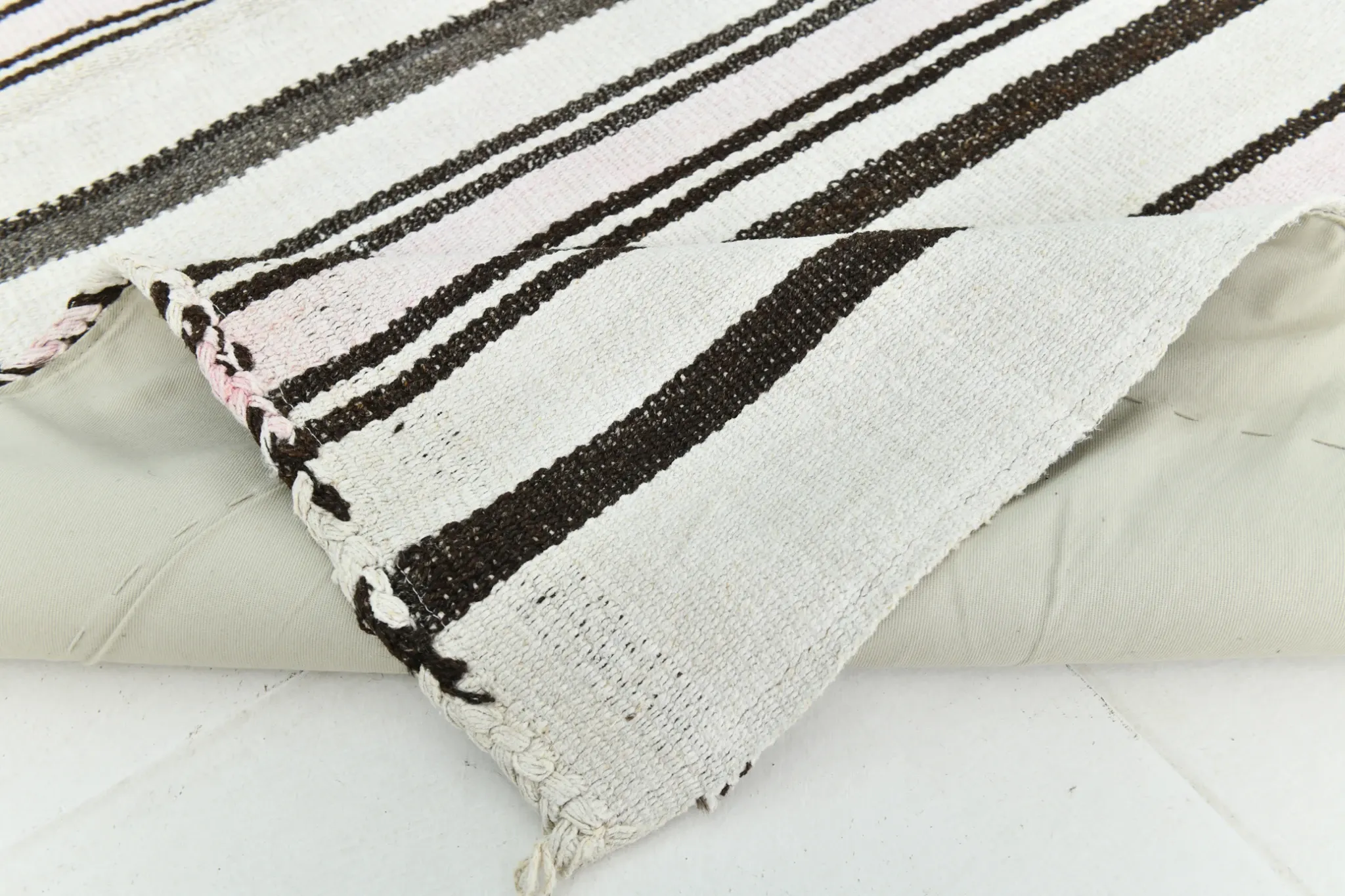Mid Century Modern Off White & Black Kilim Rug, Bohemian Home Decor Carpet