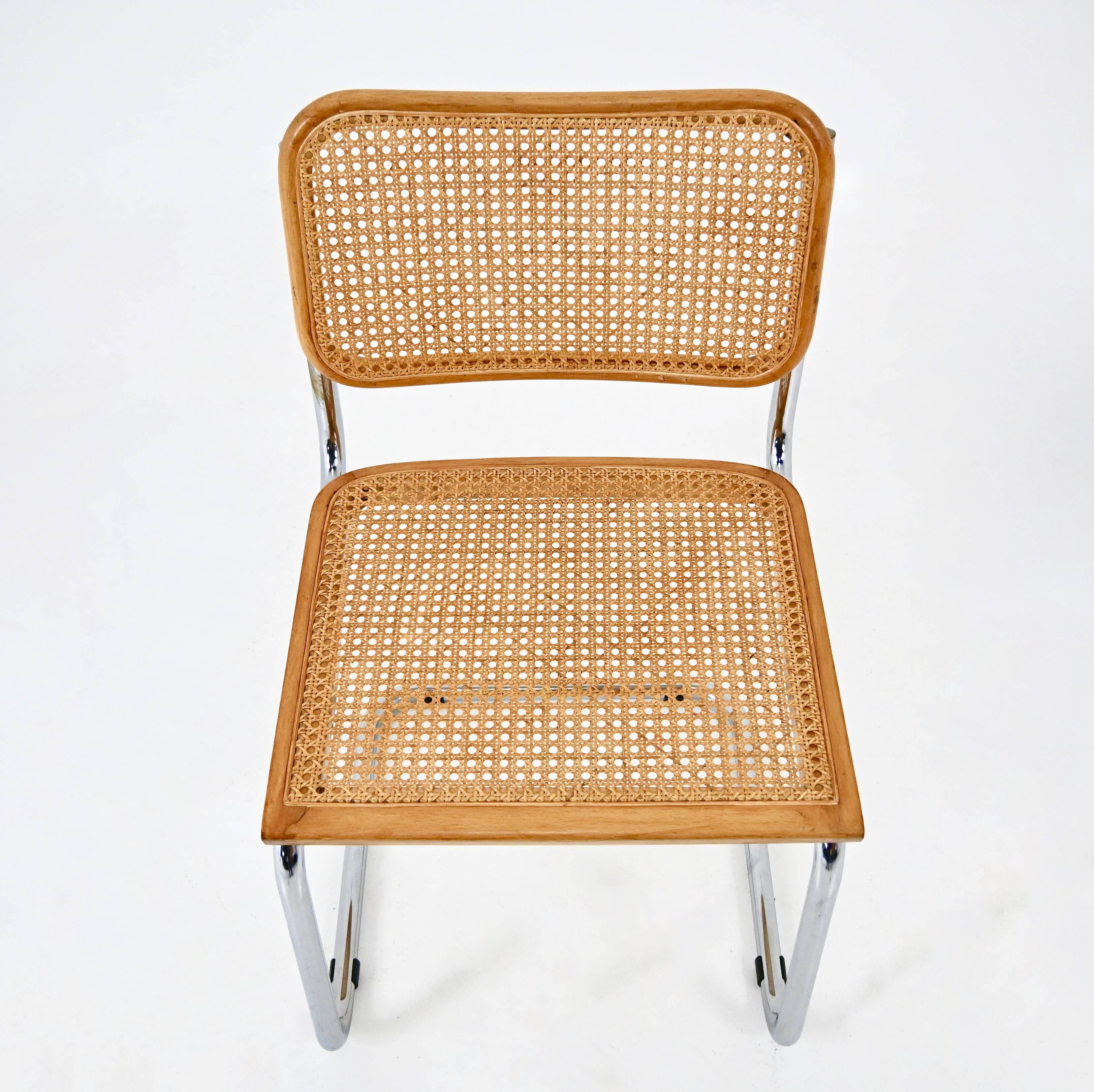 Set of 6 B32 model dining chairs by Marcel Breuer.