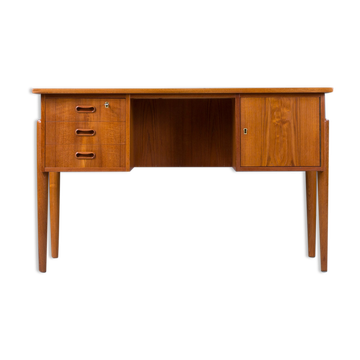 Danish teak desk, 1970s