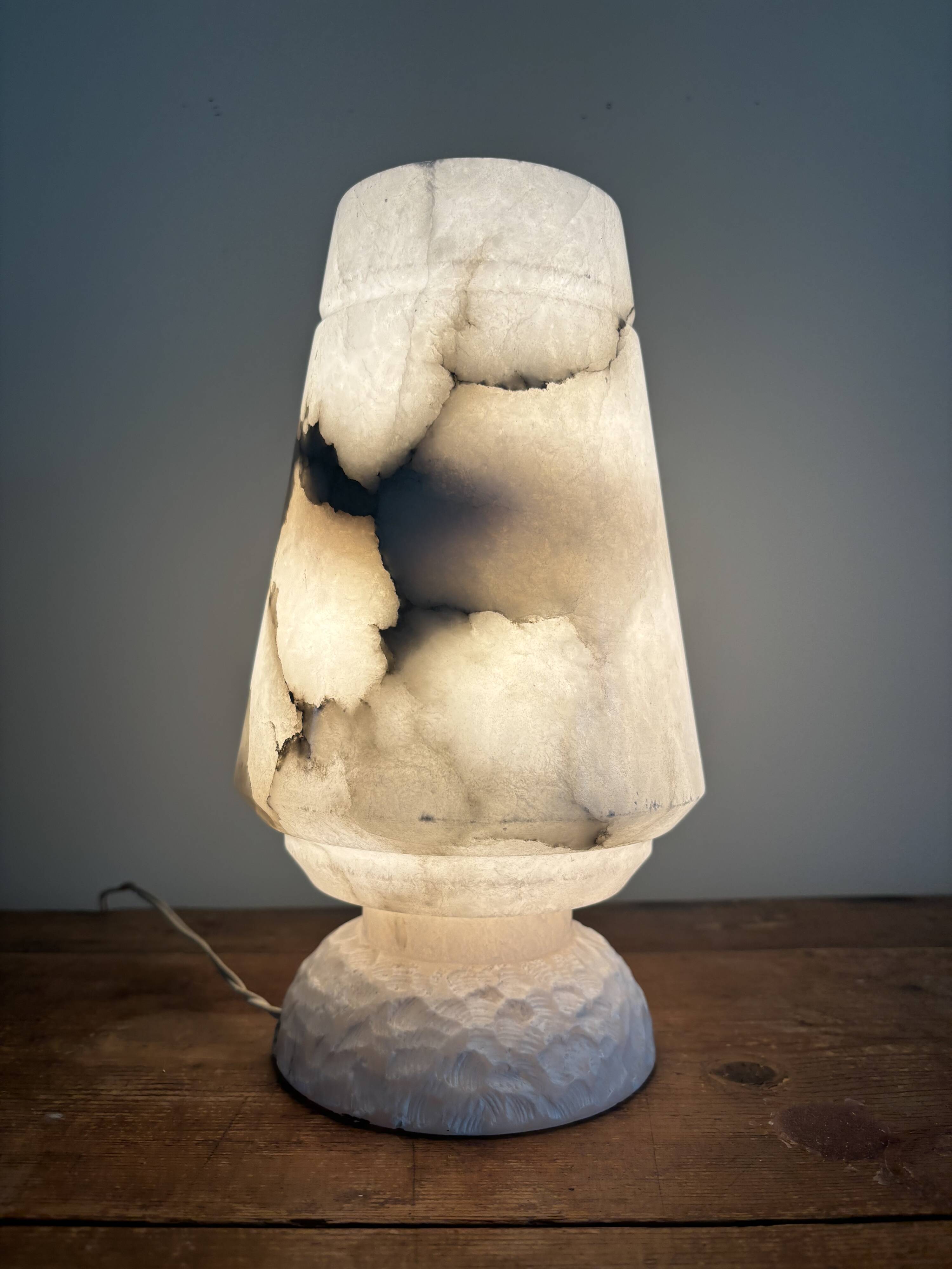 Vintage table lamp alabaster lamp, Italy 1960 minimalist