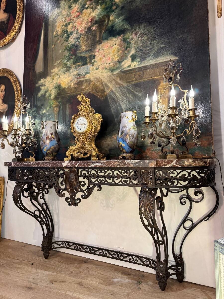 Console en fer forgé d’époque Napoléon III dessus de marbre rouge de Rance