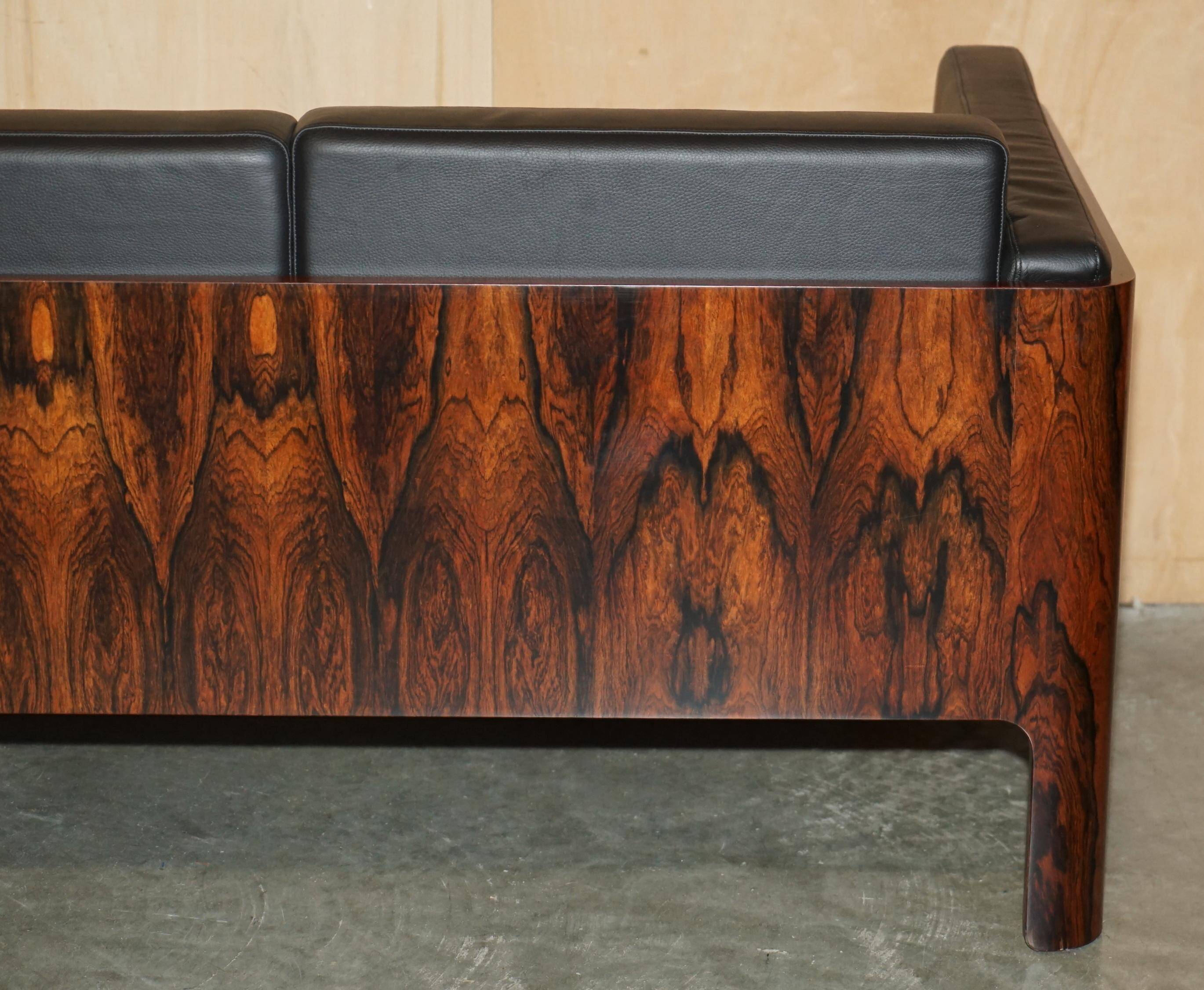 Mid-Century 3-seater canapé in Brazilian hardwood, 1966.