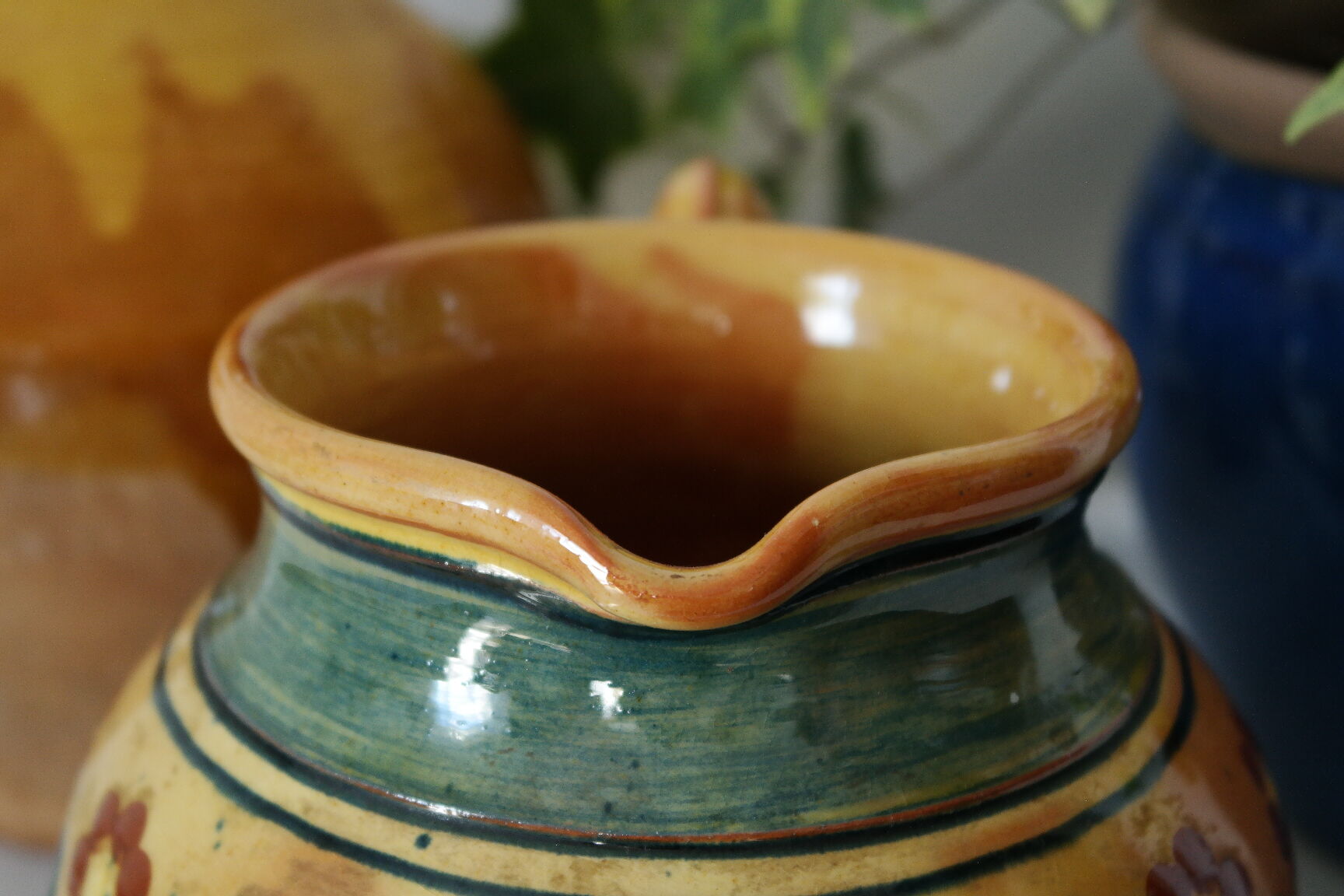 Ceramic pitcher FF Griffi Corsica Terraghja