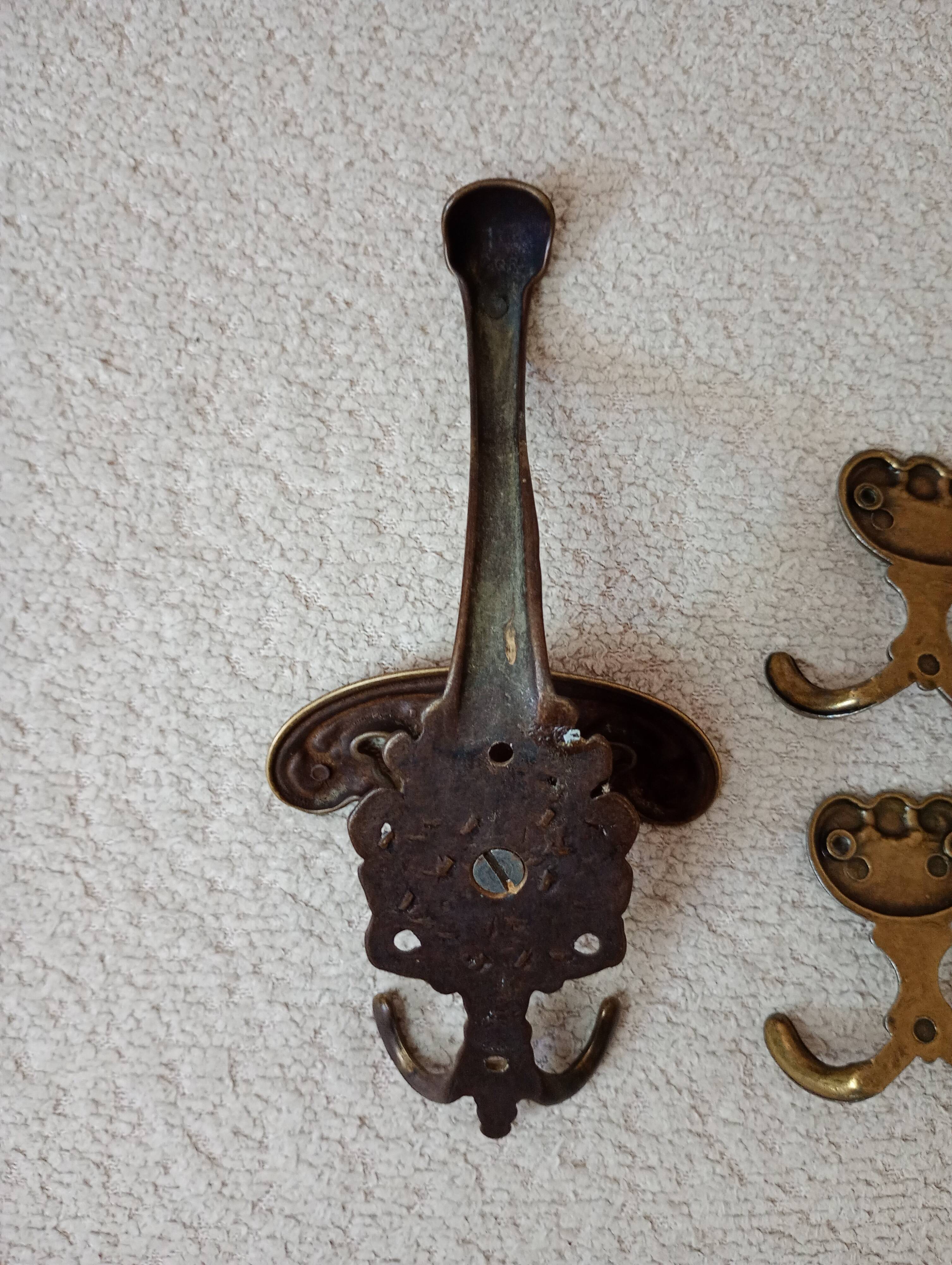 4 antique patented bronze coat hooks – Napoleon III rococo style