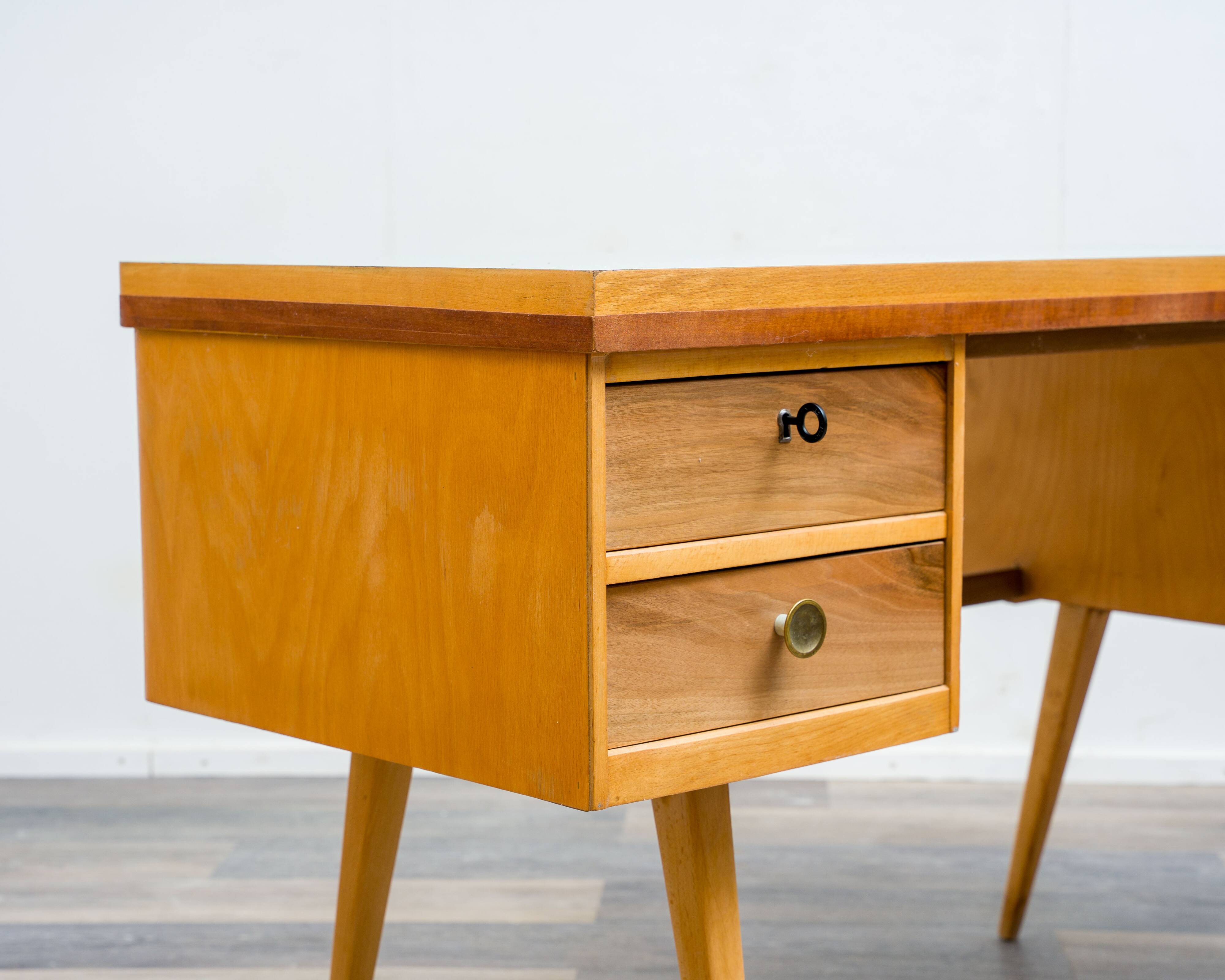 1950s desk, beech/resopal. Manufacturer: Ekawerk