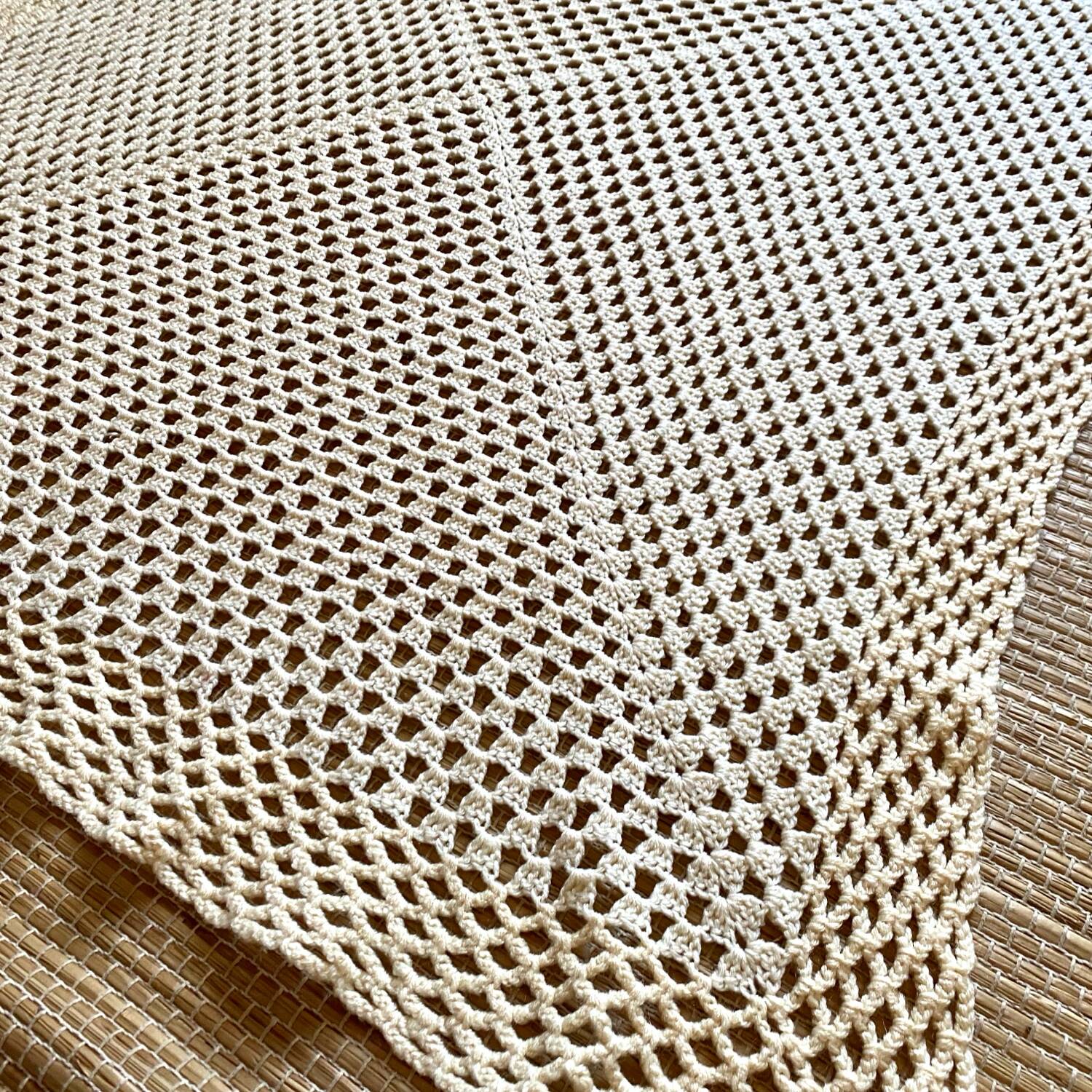 Crochet plaid blanket 125x130