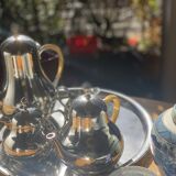 Service à thé et café en métal argenté, les anses à l'imitation de l'osier