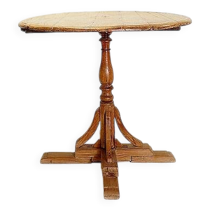 Table ronde en bois