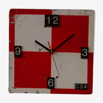 Clock metal type SNCF