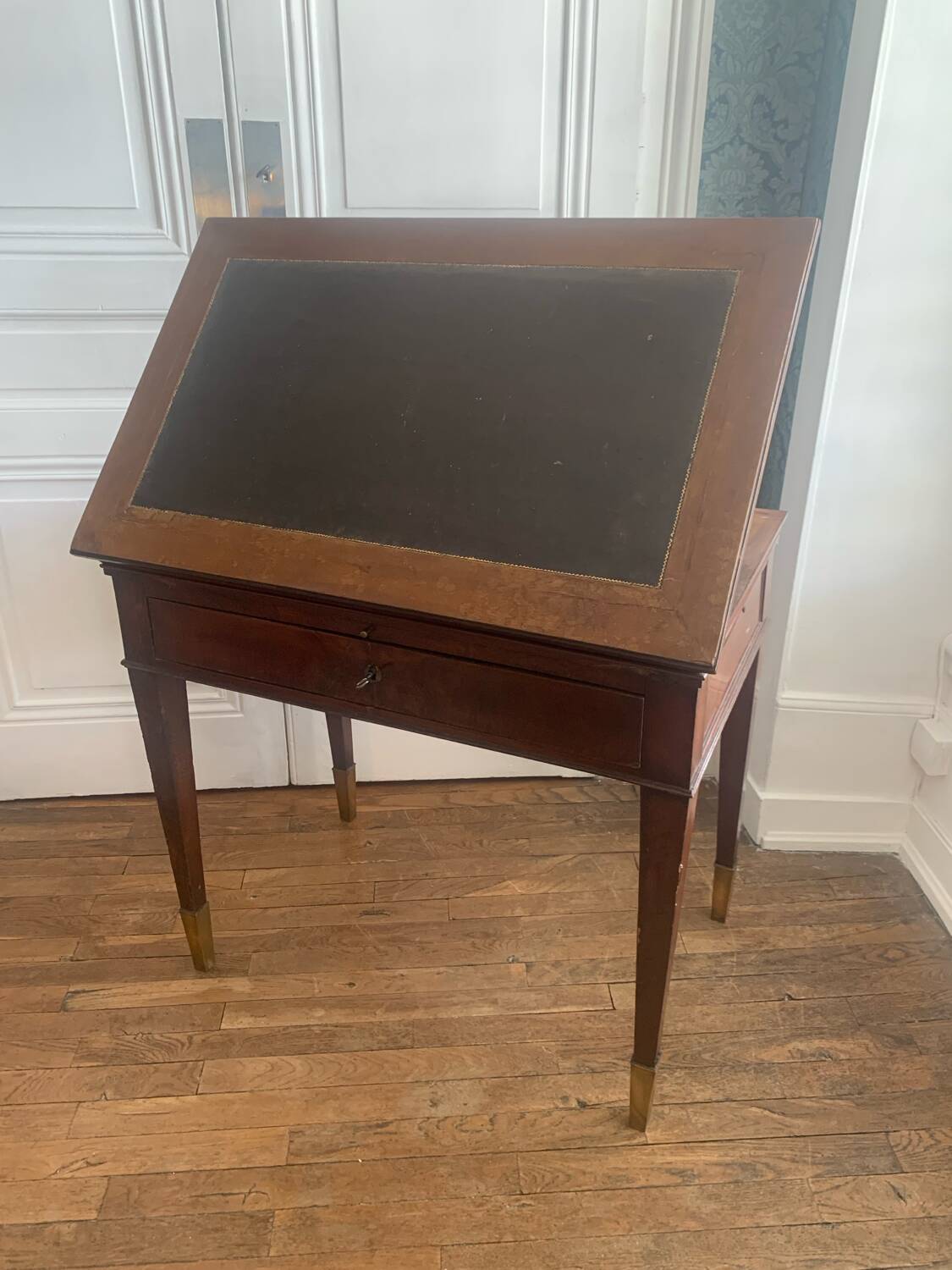 Table à la Tronchin