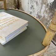 Desserte, table roulante en rotin années 60