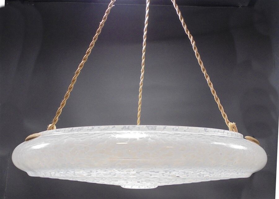 Suspension en verre moucheté