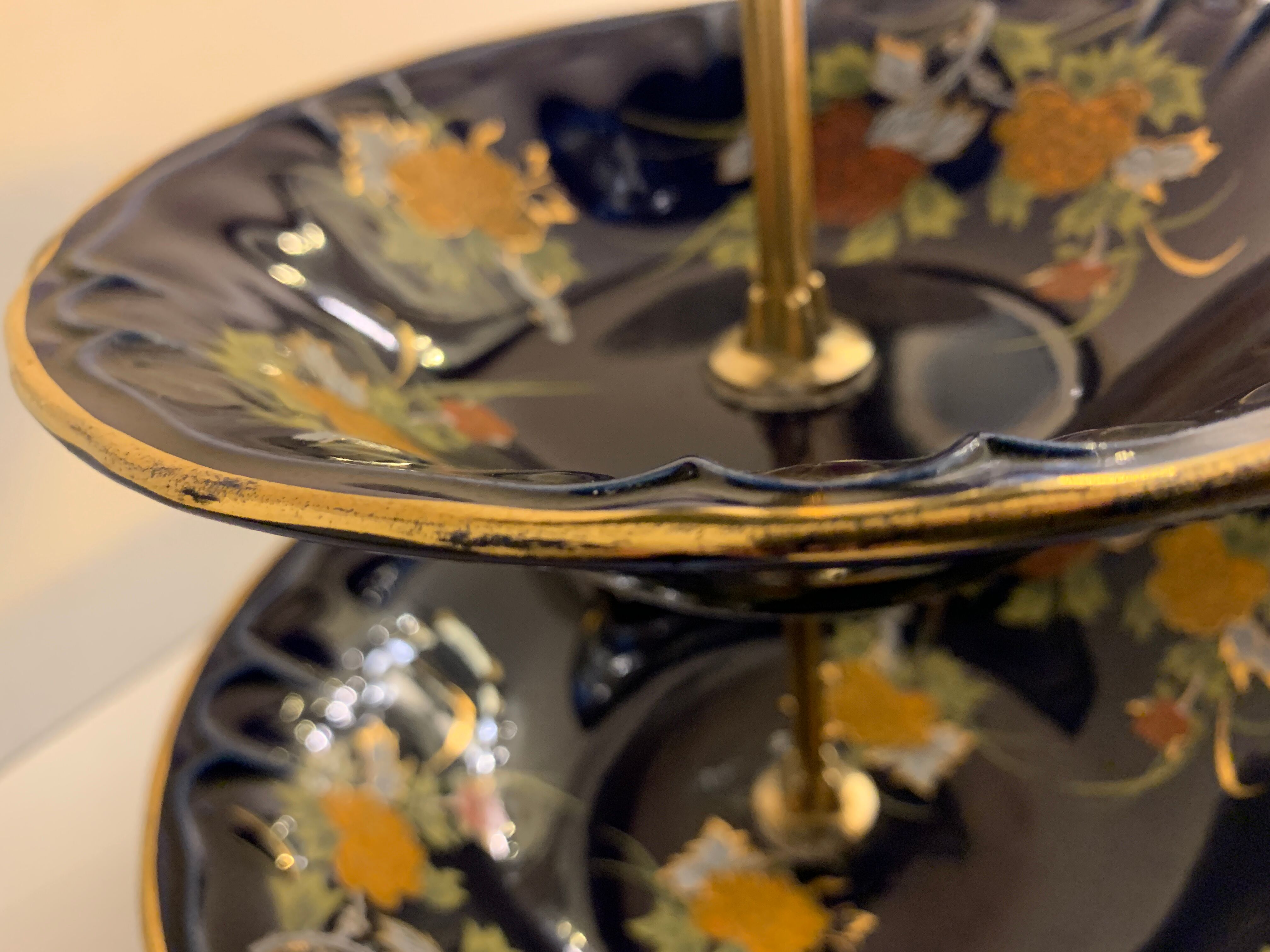 Cobalt blue porcelain display or servant, 3 floors