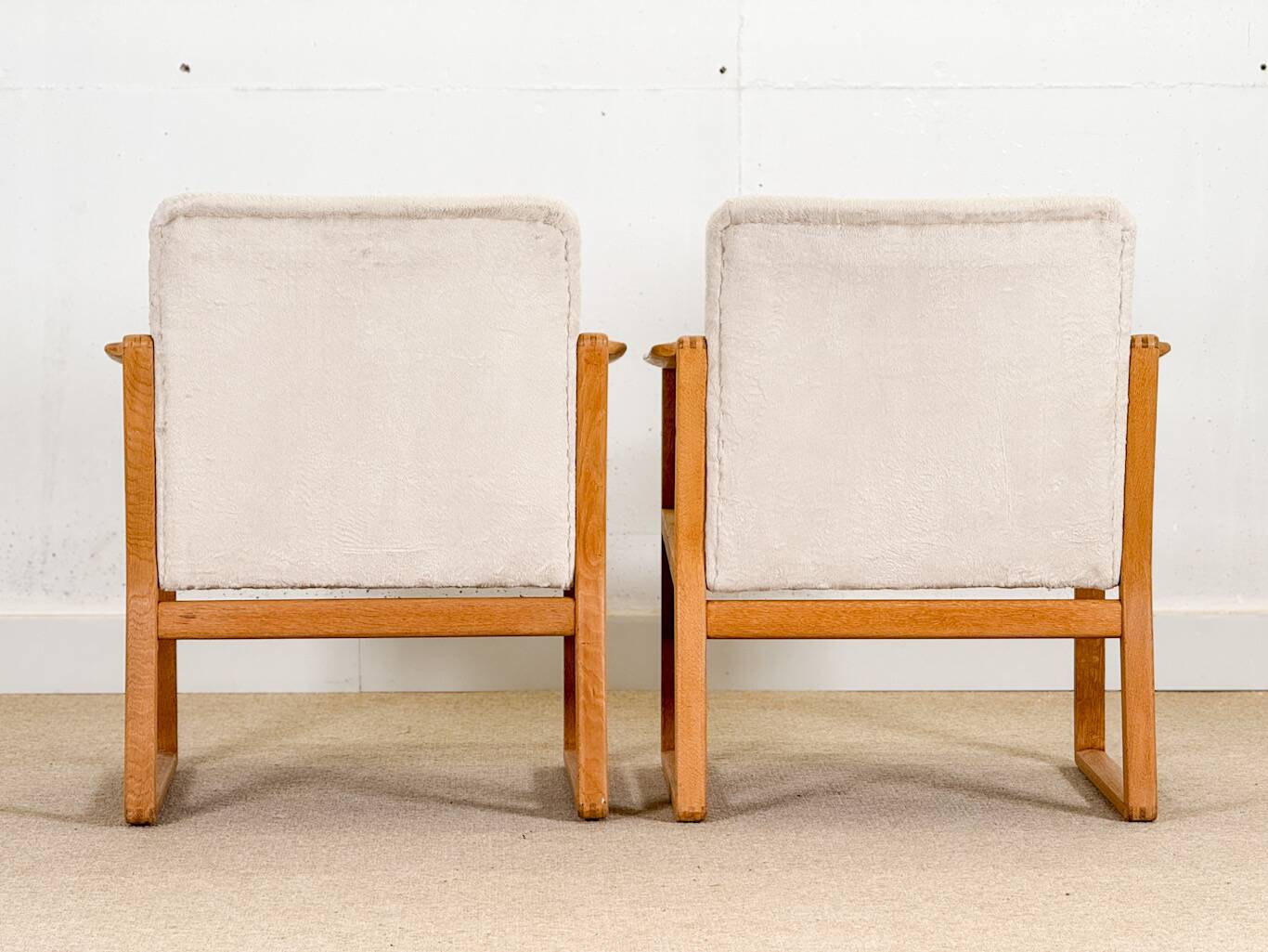 Børge Mogensen armchairs in Oak.