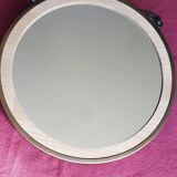 Round mirror