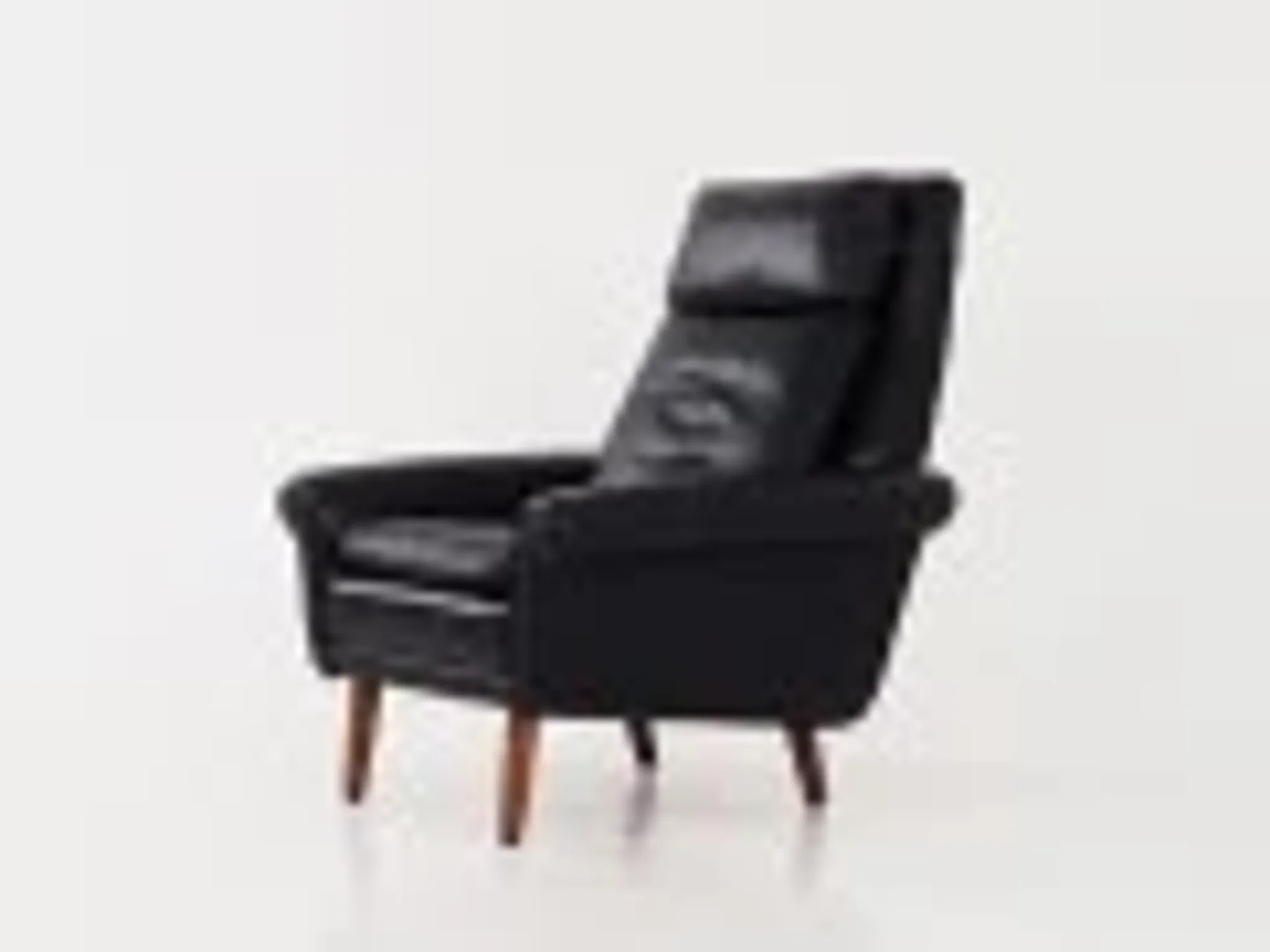 Fauteuil en cuir noir, design danois, années 1970, production : Danemark