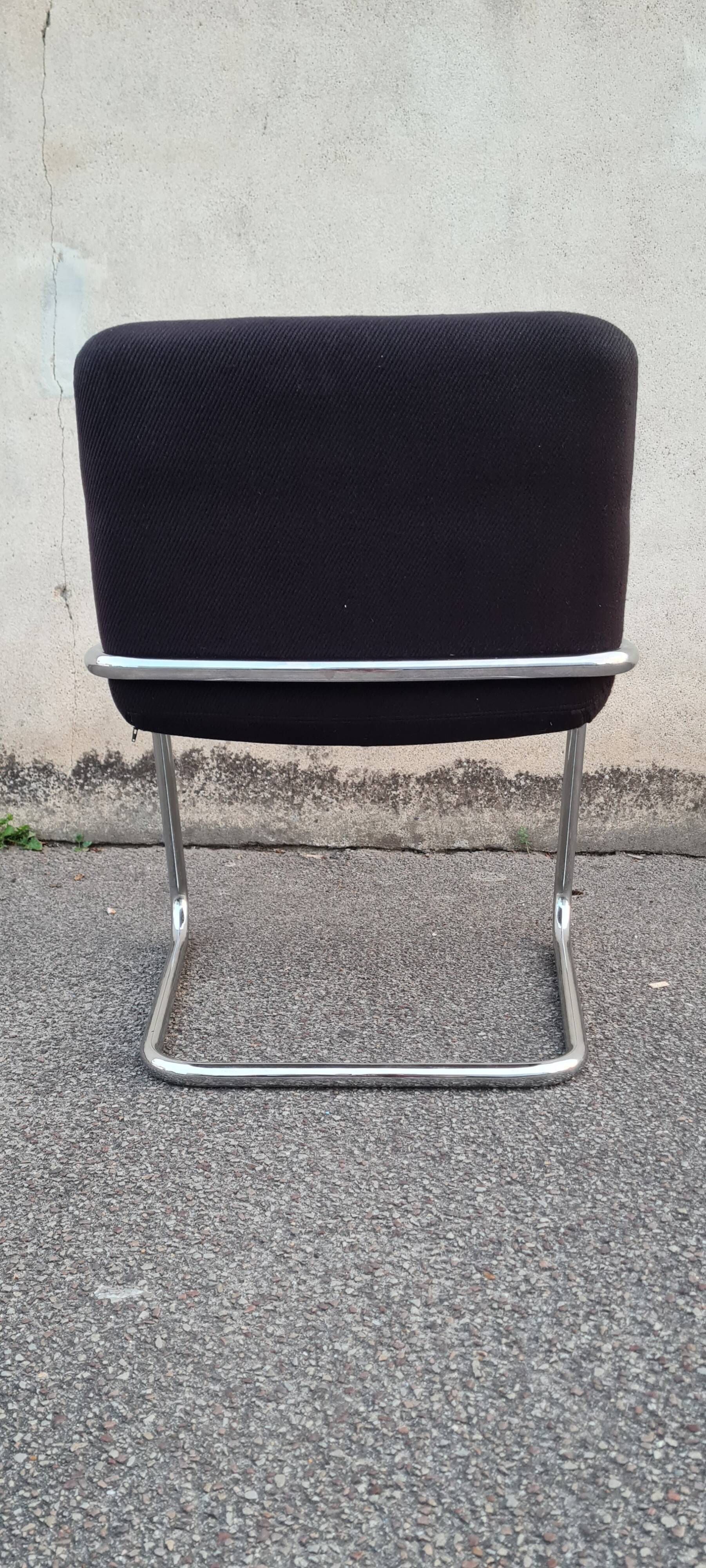 Fauteuils Storm par Yves Christin pour airborne